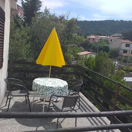 Rovenska Seaview Apartment *