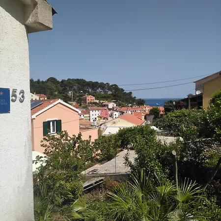 Apartment Rovenska Seaview