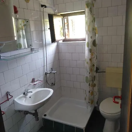 Apartment Rovenska Seaview