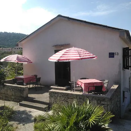 Apartment Rovenska Seaview