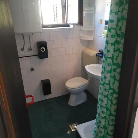 Apartment Rovenska Seaview